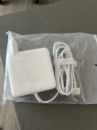 Base enchufe Mac Apple