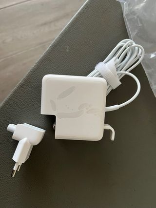 Base enchufe Mac Apple