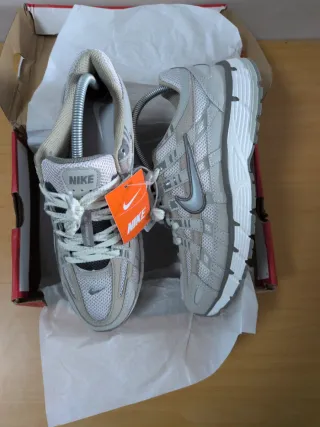 Nike P6000 Gris y Blanco