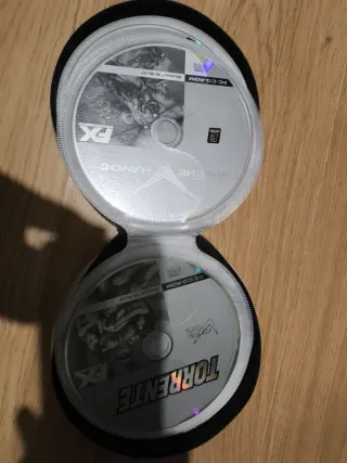 Lote 2 Juegos PC con funda
