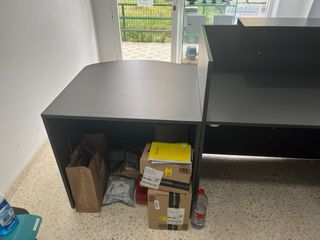 Mostrador tienda moderno gris ( Atencion Clientes)