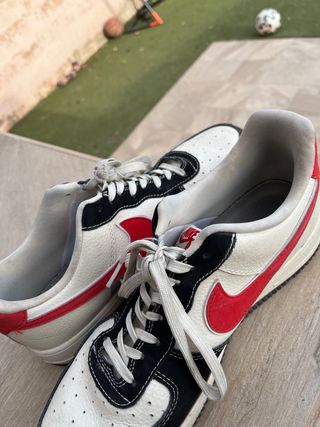 Zapatillas Nike Air Force 1 Beige/Rojo