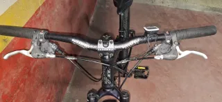 Bicicleta Dirt Felt Straight-shot