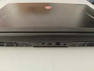 Portátil MSI GT72VR 7RE Gama Alta