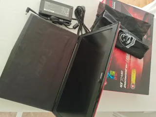 Portátil MSI GT72VR 7RE Gama Alta