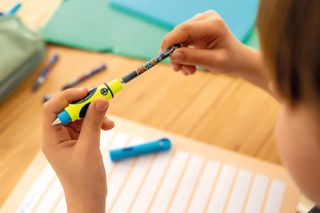 Pelikan penna ergonomica per bambini principianti