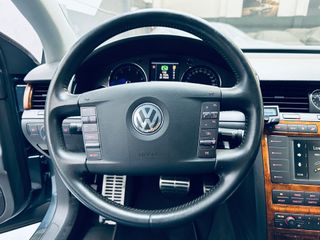 Volkswagen Phaeton 2004