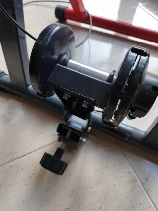 Rodillo de entrenamiento para bicicleta