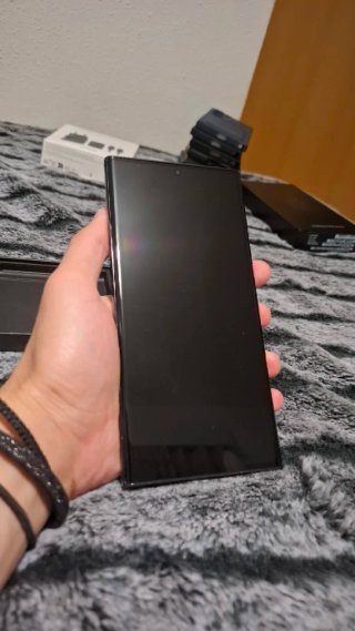 Samsung Galaxy S23 Ultra 256GB + 8 Fundas Regalo