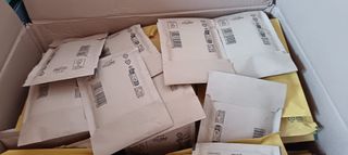 MYSTERY BOX POKÉMON