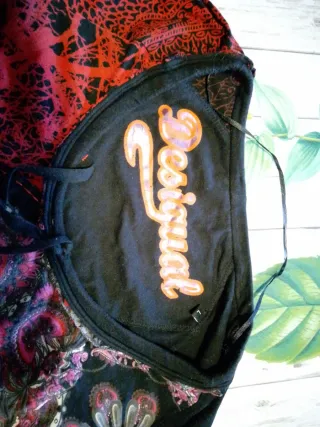 Camiseta manga larga Desigual floral