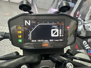 KTM 790 Duke 2018 - 7.116 km