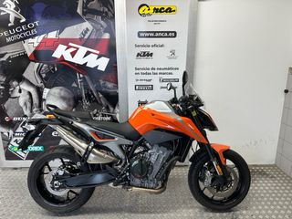 KTM 790 Duke 2018 - 7.116 km
