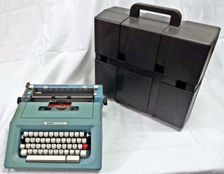 Máquina de escribir Olivetti STUDIO 46