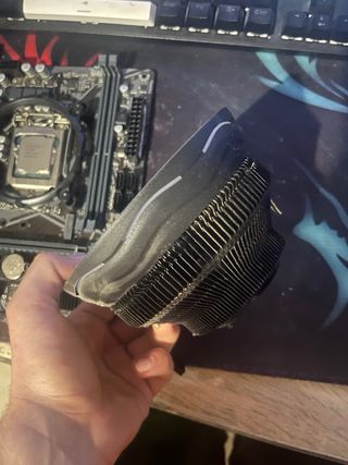 Placa Base Gigabyte H410M H +i3 10100f 3,6 ghz+fan