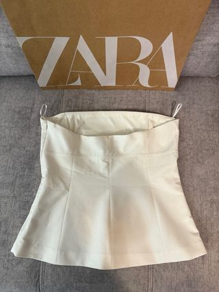Top Zara palabra de honor crema Talla M