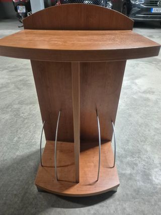 Revistero de madera