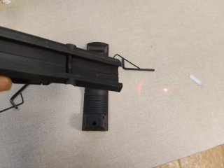 Empuñadura Táctica Triángulo BK/TAN