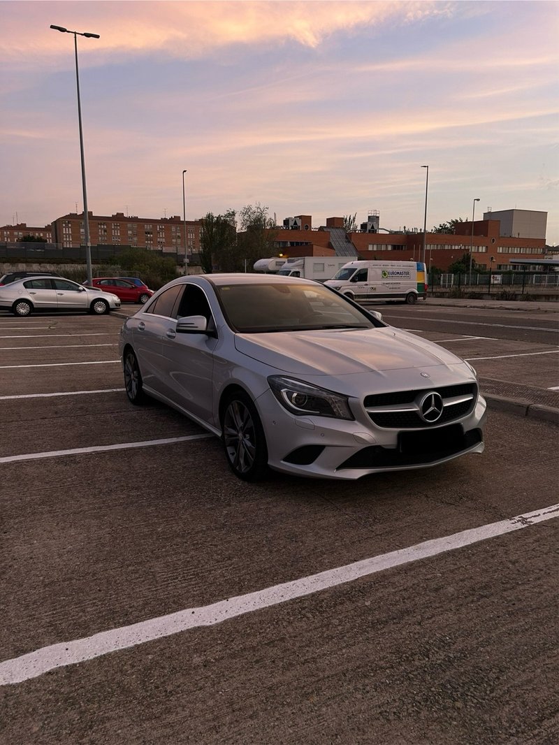 Mercedes CLA 220d - foto 1