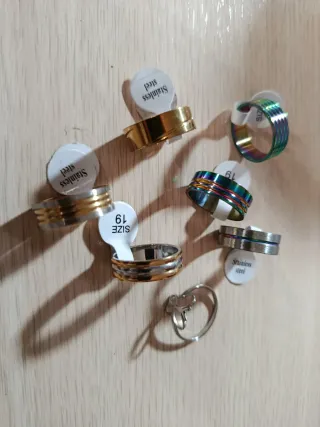 Lote de 7 anillos de acero inoxidable