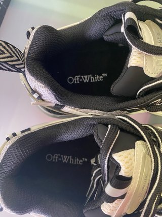 Sneakers Off-White Taglia 41 Bianco e Nero