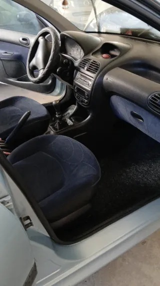 Peugeot 206 2002