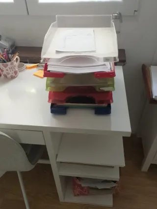Vassoi classificatori per documenti impilabili