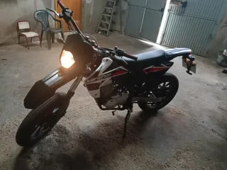 MRT Marathon 125 Supermotard