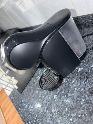 Cafetera Dolce Gusto Negra
