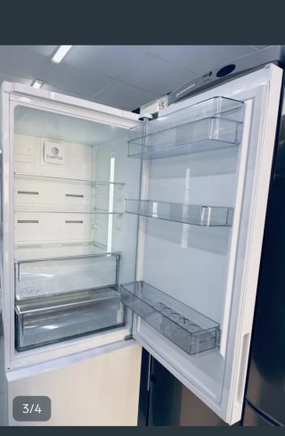 Nevera Grundig blanca