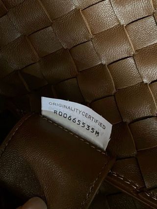 Bolso de piel trenzado marrón