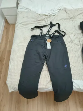 Conjunto chaqueta y pantalón de esquí Joma