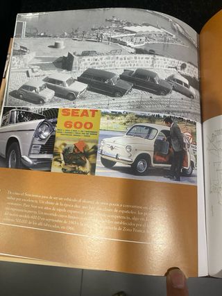 Libro Seat 600 Historia Ilustrada