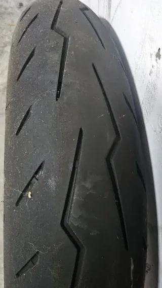 Rueda Pirelli Diablo Rosso 120/70 ZR17