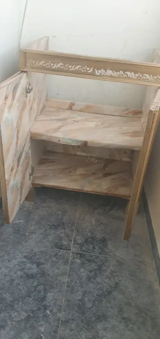 Mueble baño vintage dorado