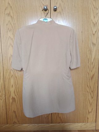 Chaqueta manga corta camel talla M