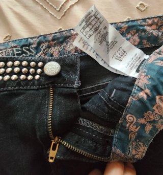 Falda tejana negra con tachuelas - Guess T.29 =39