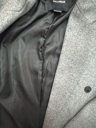 Abrigo largo de lana gris