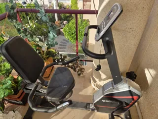 Bicicleta Estática Reclinada Sportplus.