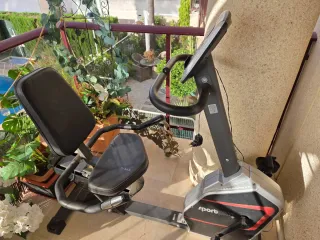Bicicleta Estática Reclinada Sportplus.