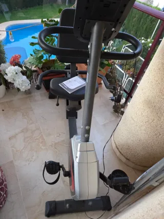 Bicicleta Estática Reclinada Sportplus.