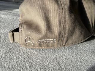 Gorra Mercedes-AMG Petronas Beige Oficial