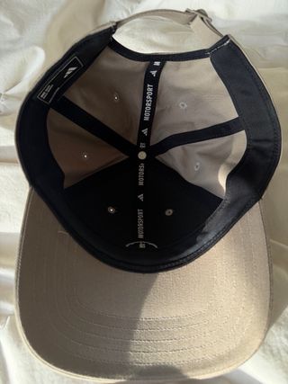 Gorra Mercedes-AMG Petronas Beige Oficial