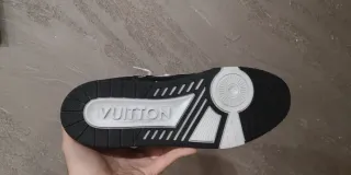 Louis Vuitton Sneakers Bianche e Nere