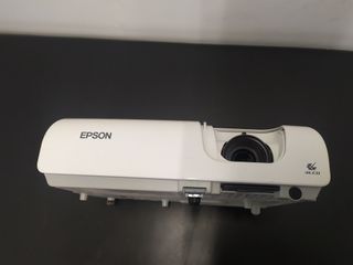 PROYECTOR LCD + soporte para techo