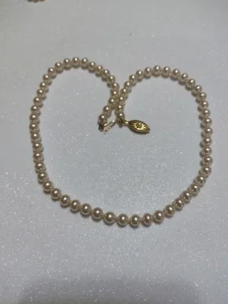 Collar de perlas tamaño mediano