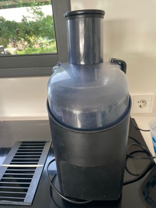 Licuadora Philips Negra para arreglar o despiezar
