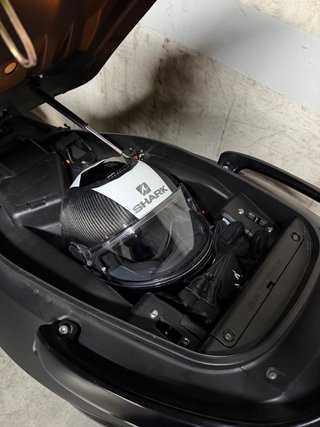 Kymco 500i Xciting racing Maxi Scooter Negra/Gris