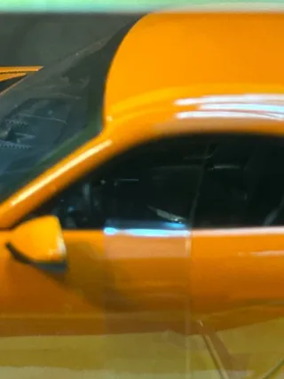 Porsche 911 GT3 Burago 1:24 Arancione