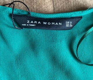 Vestido verde Zara Talla S